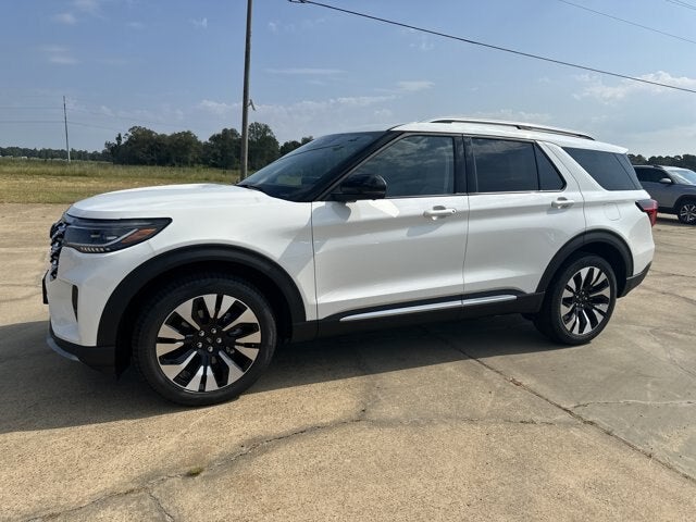 2026 Ford Explorer Platinum in Star White Metallic Tri-Coat — front three-quarter view